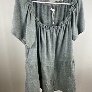 Light Army Green 2X Max Studio Loose Fitting Nice Material